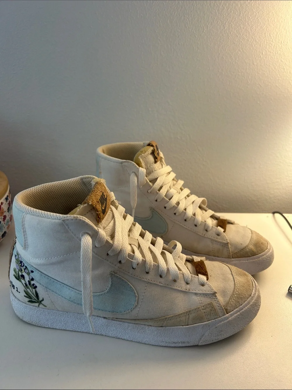 Nike High-Top Indigo Women’s Size 7 Blazers